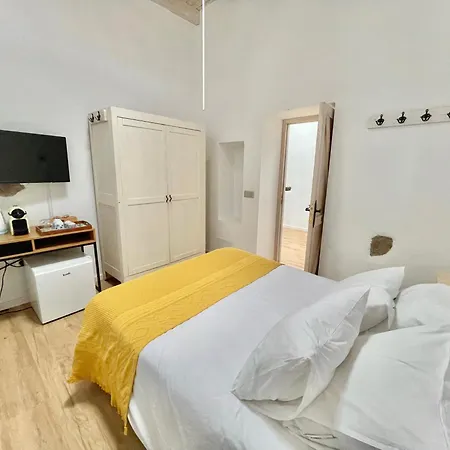 Guest house Casa Ines 3*